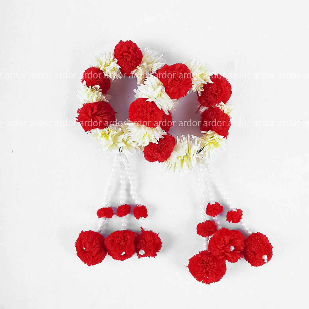 2 Pcs Fancy Artificial Hand Bangles